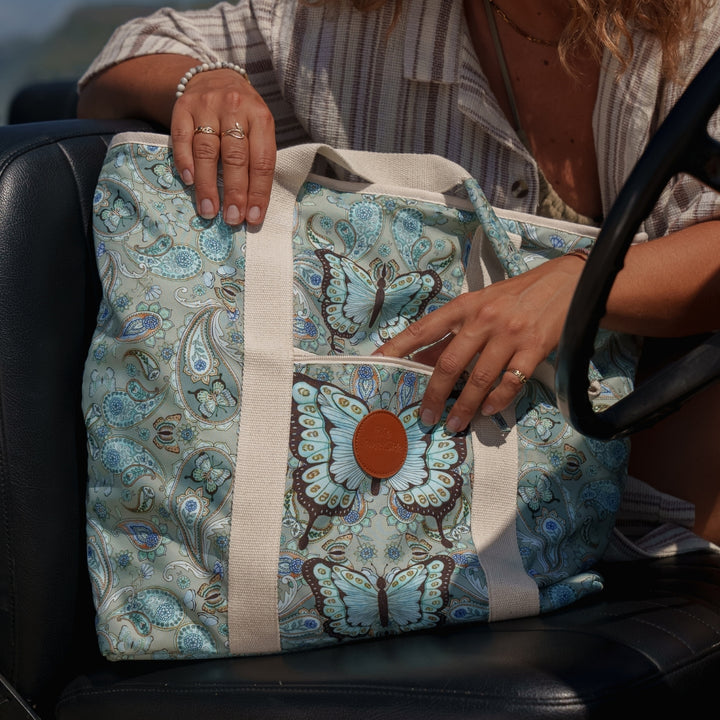 Beach bag summer ocean swim